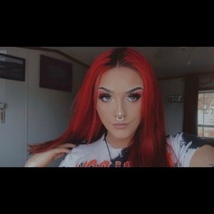 Meet your Posher, April